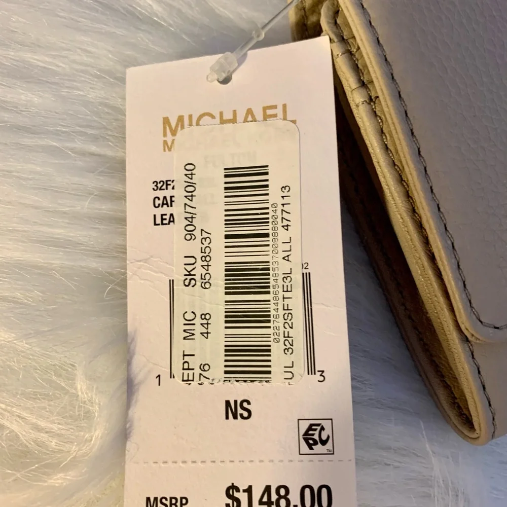 NWT Michael Kors‎ Wallet